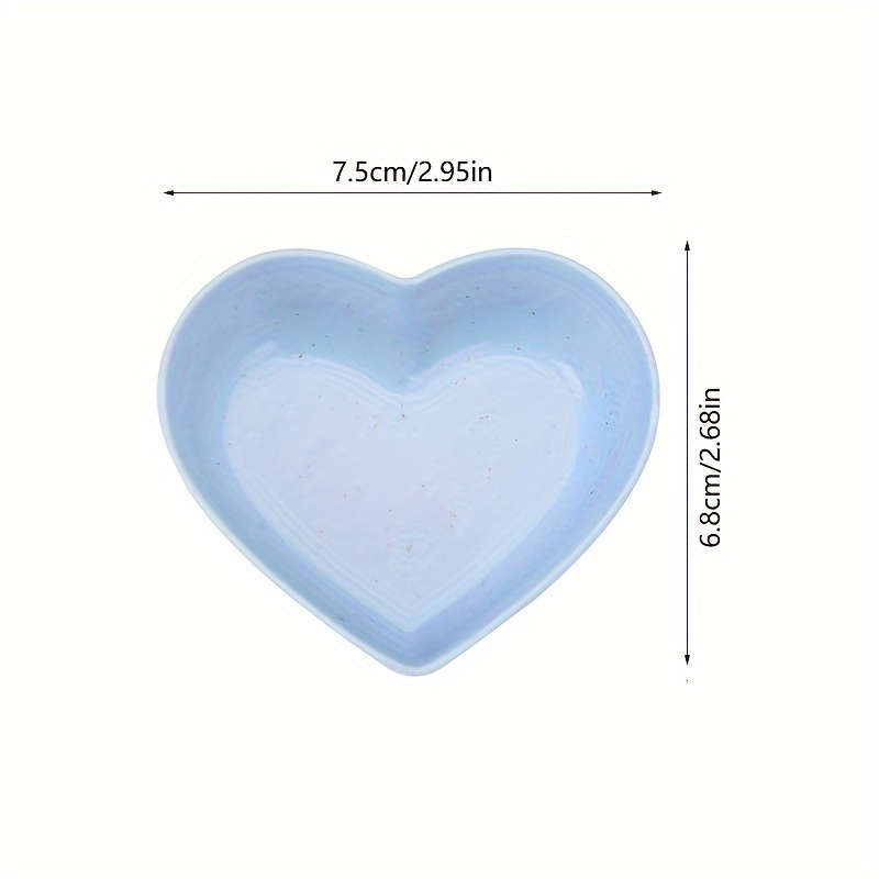 4pcs Heart-Shaped Wheat Straw Dish Set