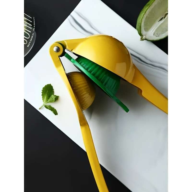 2-in-1 Uncharged Manual Citrus Juicer
