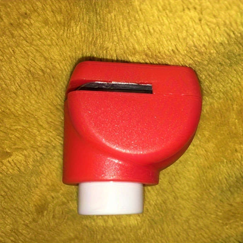 Handheld Paper Punch