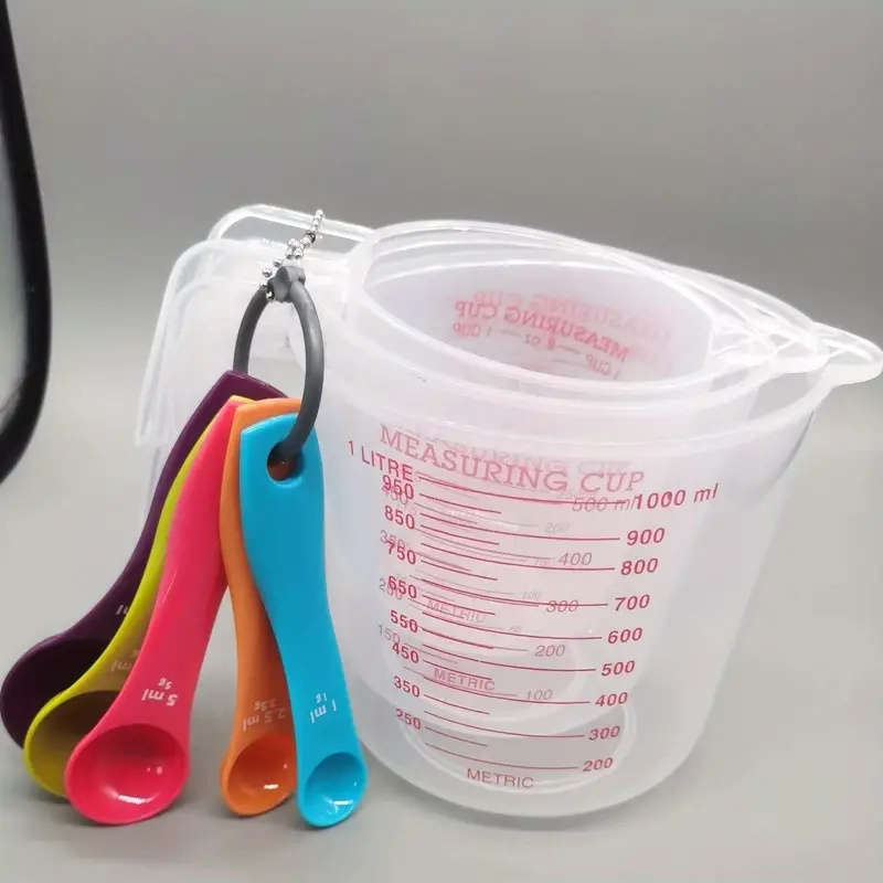 1 set of 5 graduated measuring spoons and 1 handle stackable graduated measuring cups