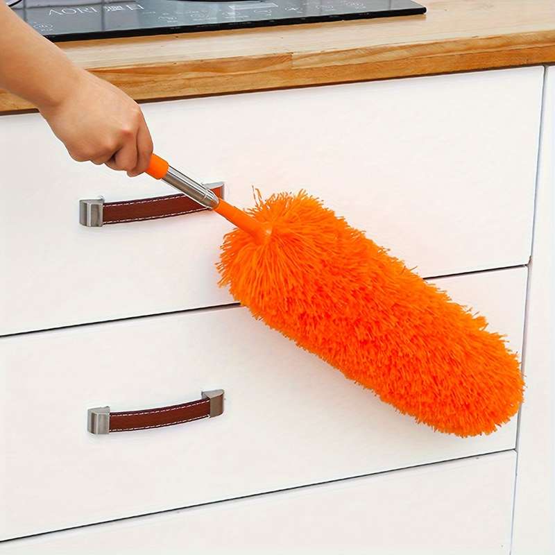 Retractable Microfiber Duster