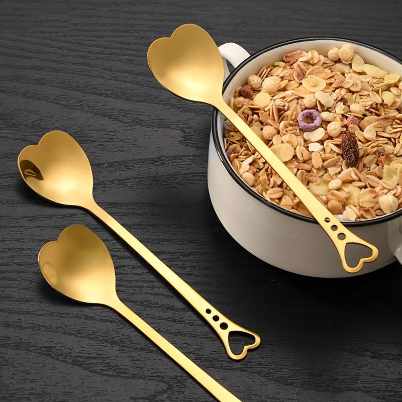Stainless Steel Heart-shaped Spoon Dessert Hollow Handle Cake Spoon Stirring Spoon