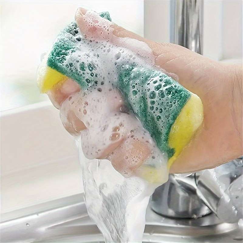 Durable DesignMagic Nano Sponge Wipes -
