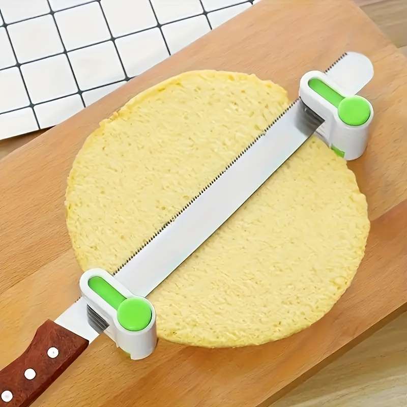 Cake and bread slicer
