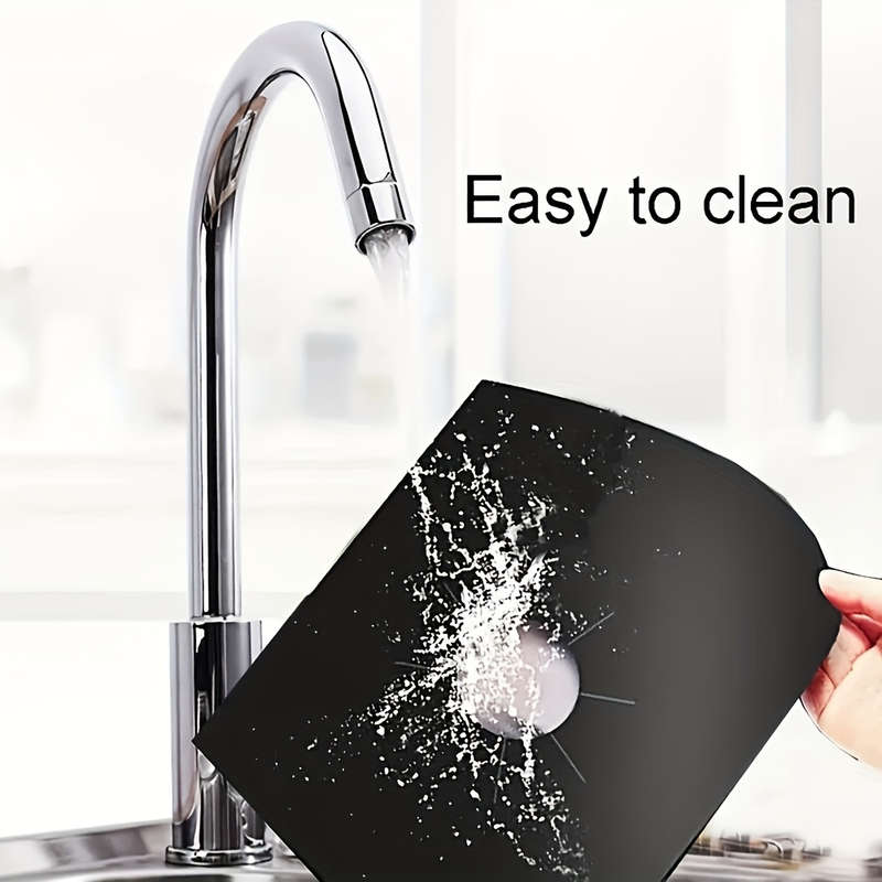 Set of 4 reusable stove covers for protecting stove surfaces