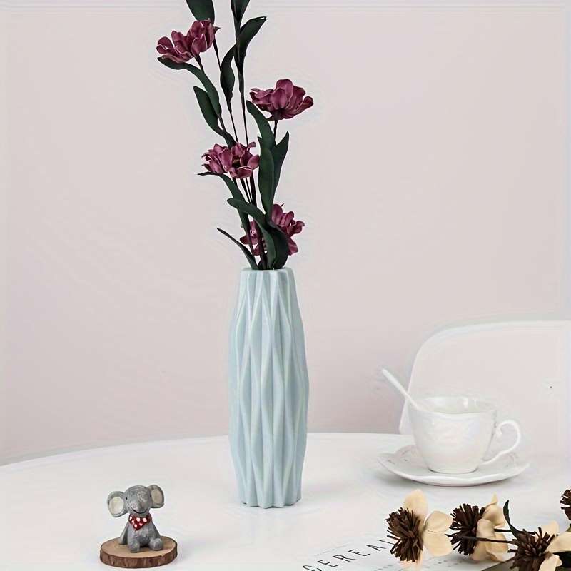 Modern Nordic-Inspired Vase