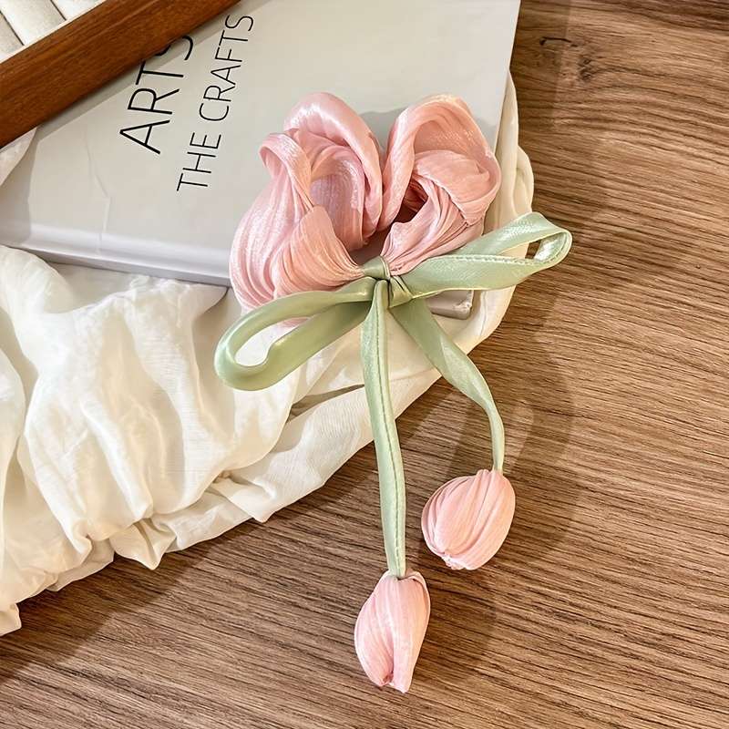Chic Tulip Scrunchie