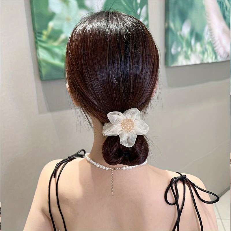 Elegant Women's Floral Hair Scrunchie