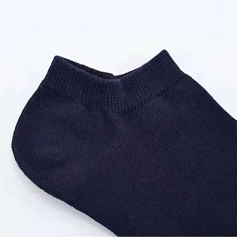 3 Pairs Of Men's Anti-Odor And Sweat-Wicking Low-Top Socks