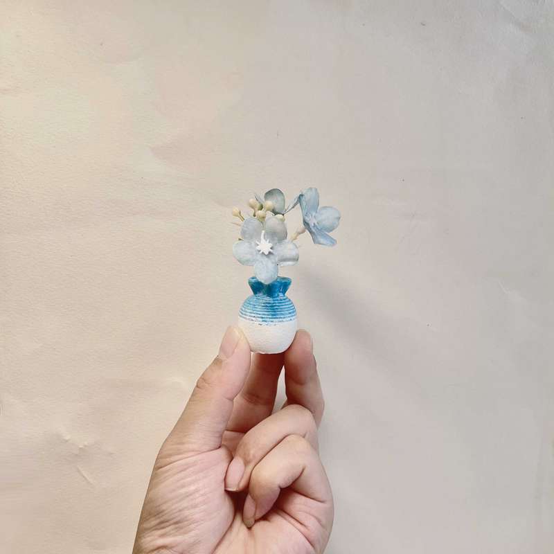 Miniature Artificial Flower Vase Set