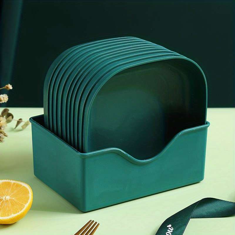 Plastic plates