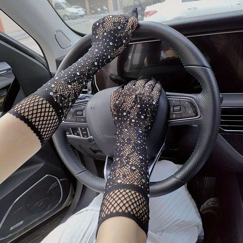 Gloves