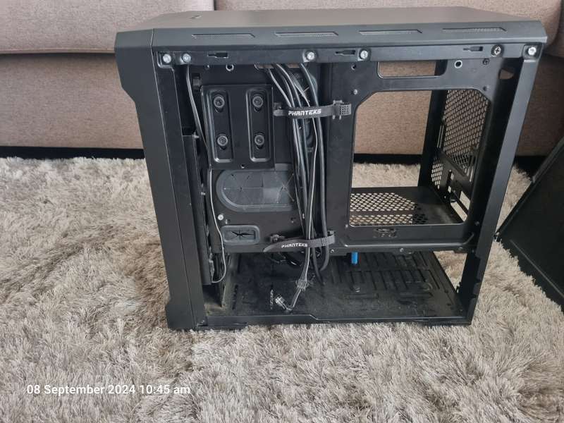Phanteks Evolv Enthoo ITX Case Tempered Glass