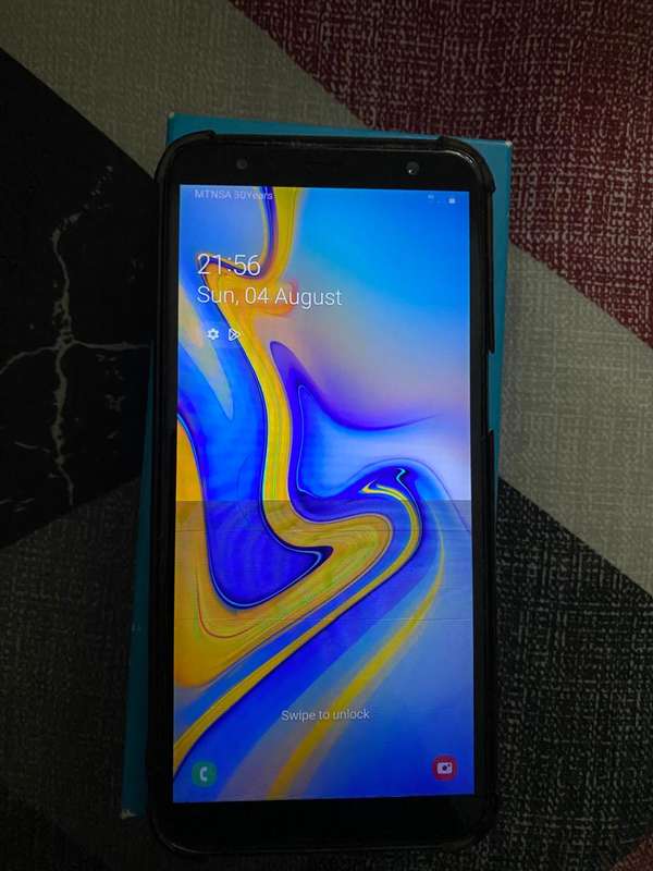 Samsung J6+