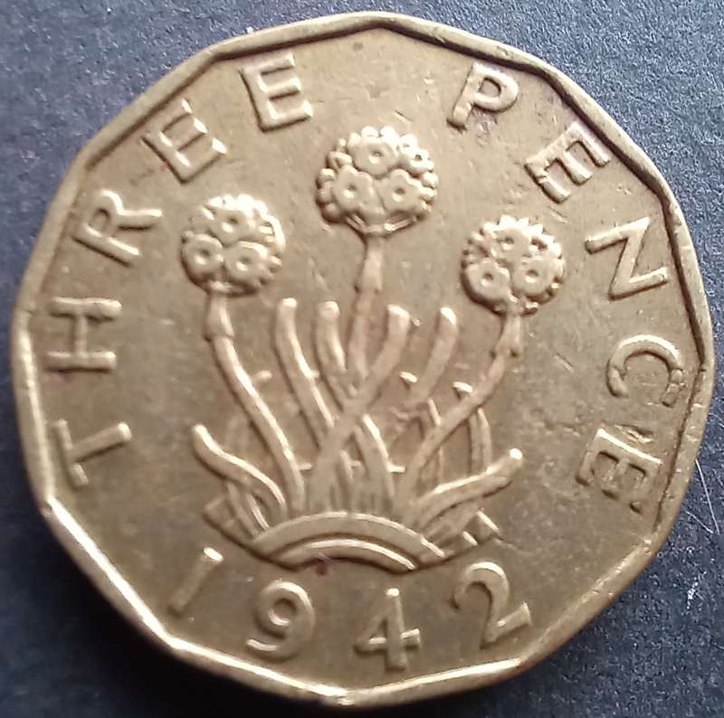 Britain 1942 3 Pence