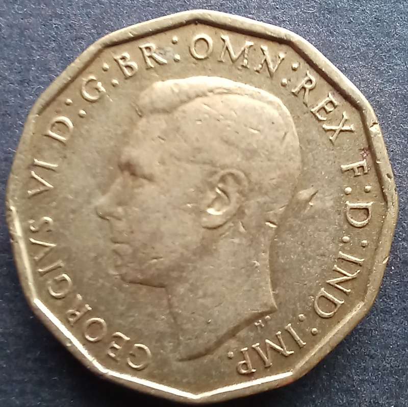 Britain 1942 3 Pence