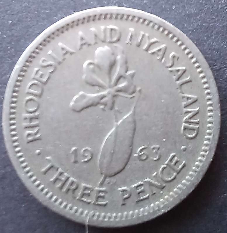 Rhodesia & Nyasaland 1963 Three pence