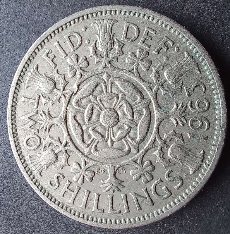 Great Britain 1963 Two Shillings