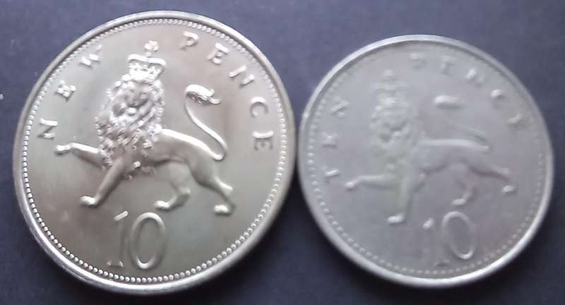 Great Britain  10 Pence 2 different
