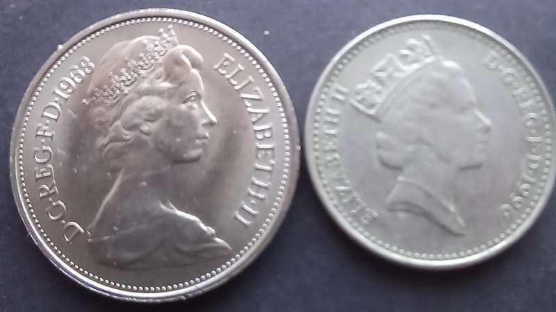 Great Britain  10 Pence 2 different