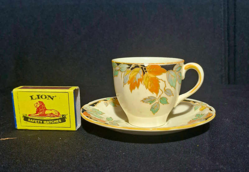 Alfred Meakin miniature cup & saucer