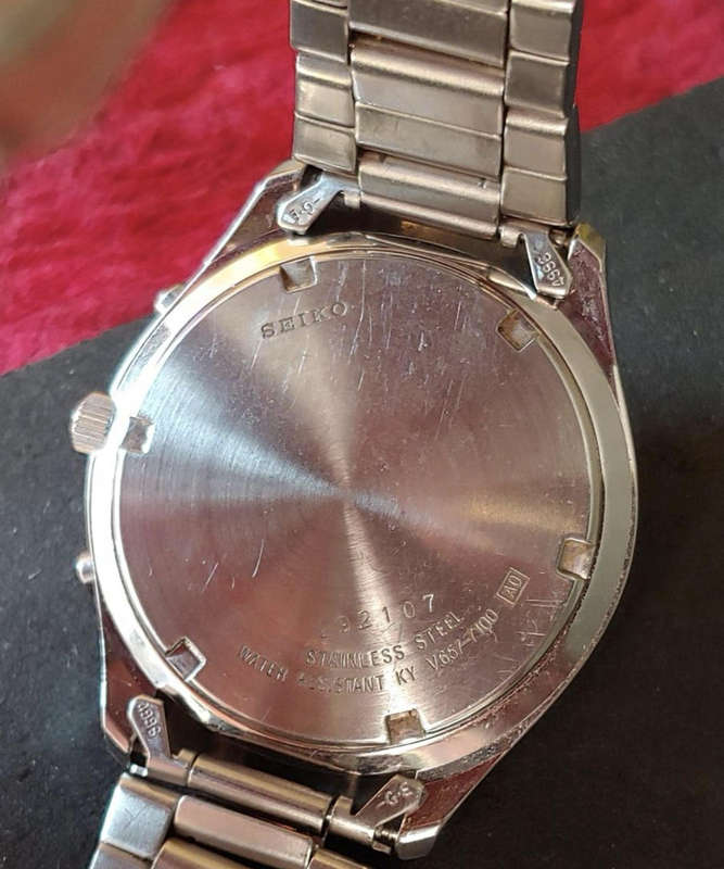 Seiko Panda - V657-7100