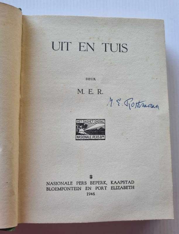 Uit en Tuis deur M E R
