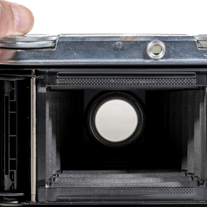 Voigtlander Bessa II 6x9 medium format camera