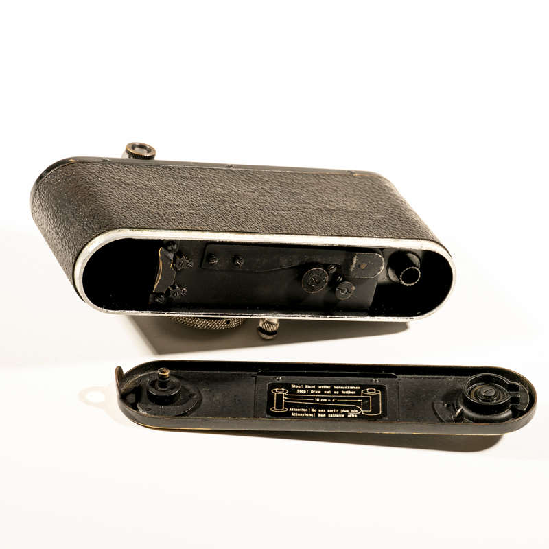 LEICA I Black paint 1935 camera with nickel Leitz Elmar f3.5 50mm lens
