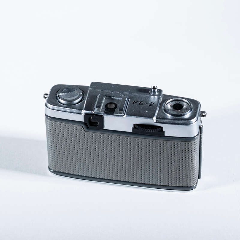Olympus Pen EE-2