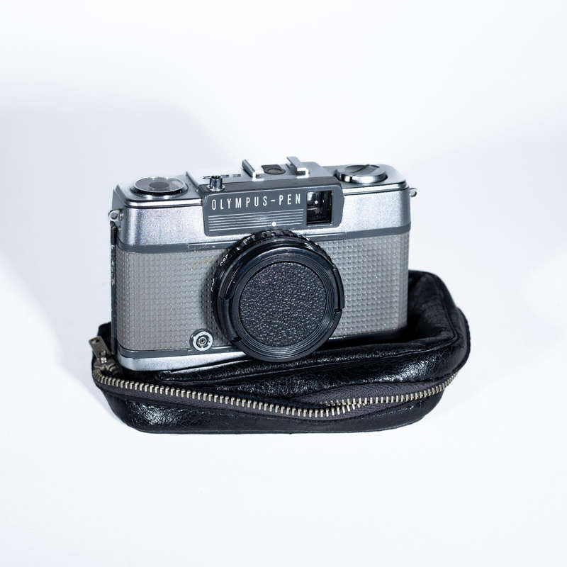 Olympus Pen EE-2