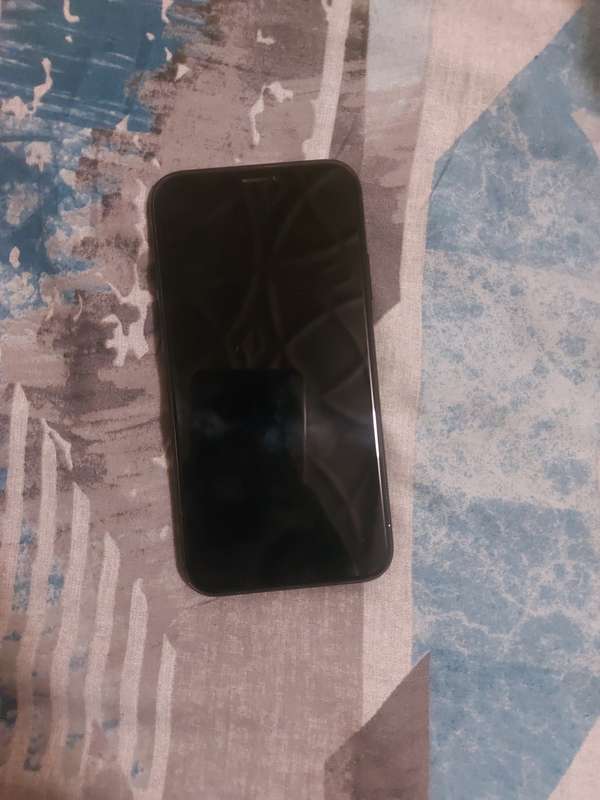 apple Iphone xr *READ*