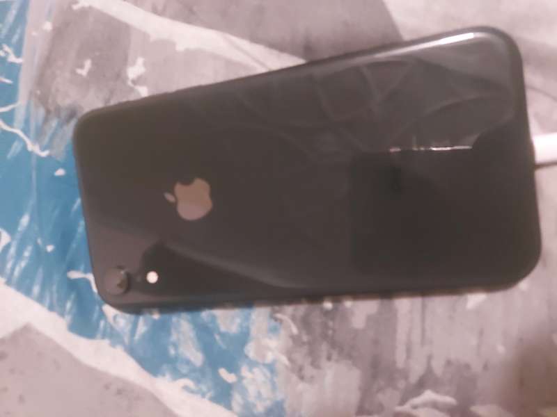 apple Iphone xr *READ*