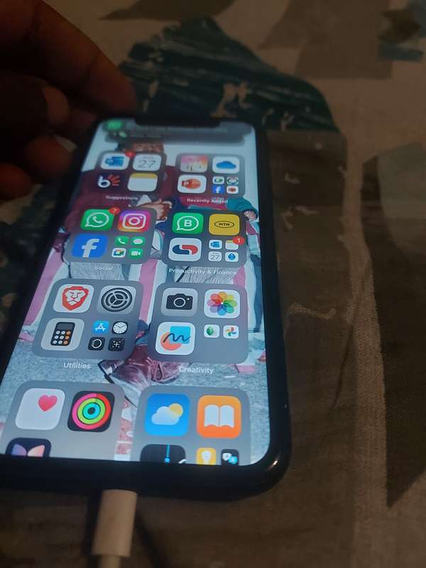 apple Iphone xr *READ*