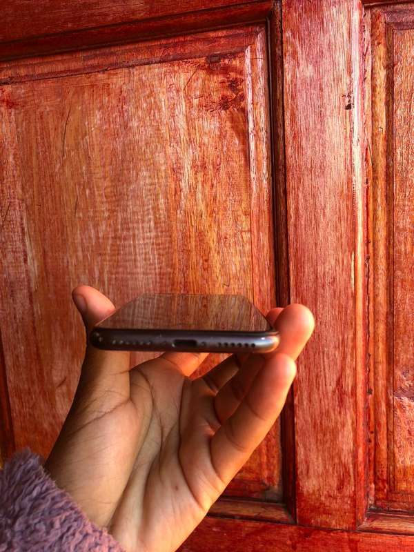 Faulty iPhone 8