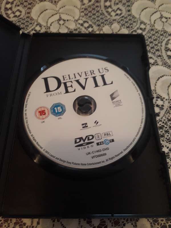 HORROR DVD - DELIVER US FROM EVIL