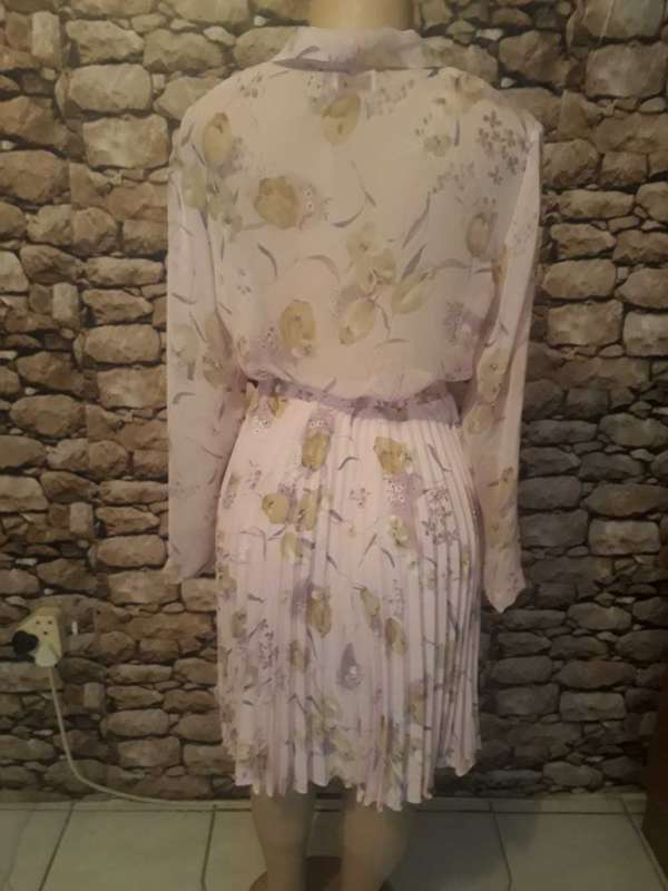 VINTAGE  2 PIECE SKIRT SUIT - KELSO ADDRESSING SUCCESS FLOWER PRINT - SIZE 10/34/MEDIUM