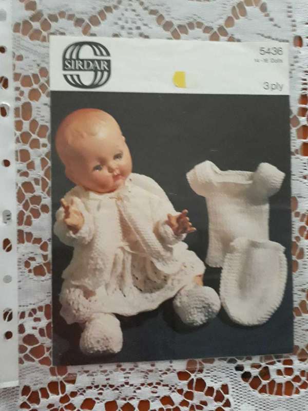 DOLL KNITTING PATTERN - SIRDAR 5436