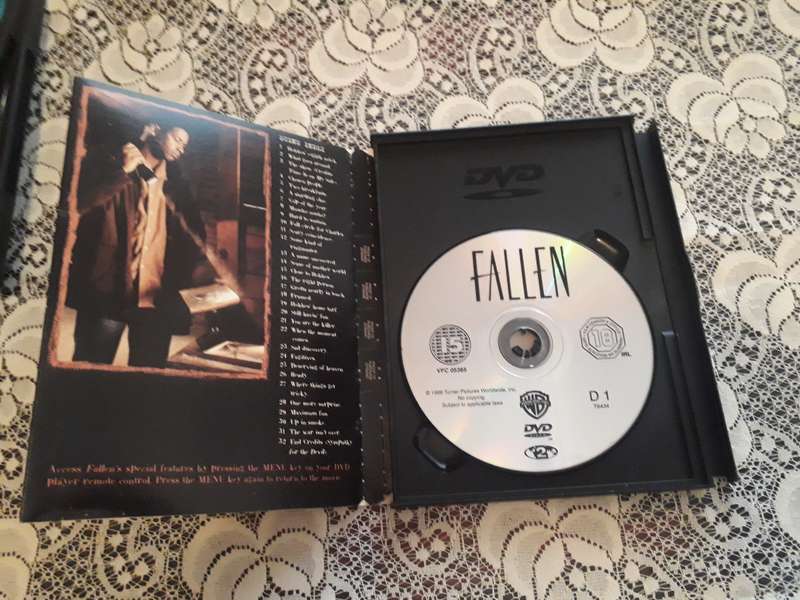 DVD - FALLEN DENZEL WASHINTON