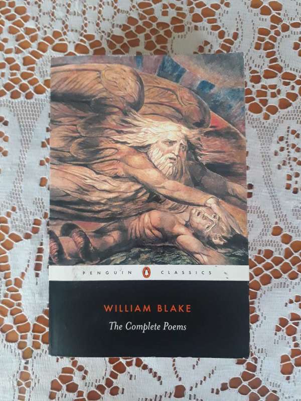 WILLIAM BLAKE THE COMPLETE POEMS BY PENGUIN CLASSICS - GOOD CONDITION
