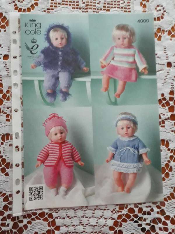 DOLL KNITTING PATTERN - KING COLE 4000