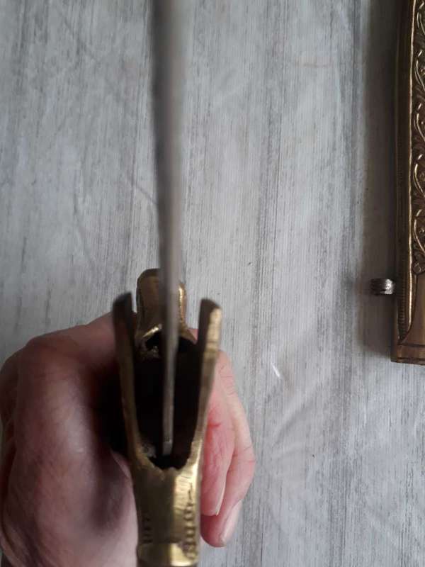 VINTAGE OLD DECORATIVE METAL BASED DAGGER - 28 CM
