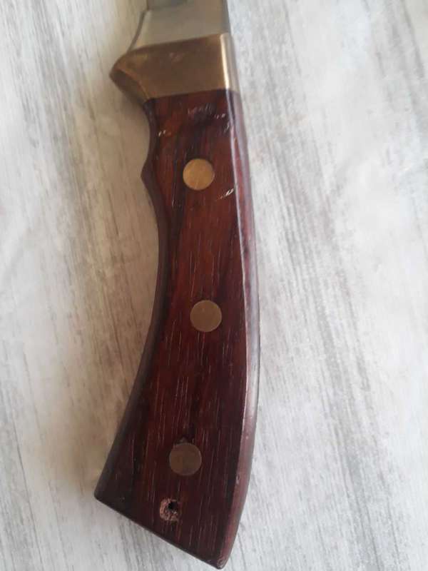 VINTAGE HI-CUT SUPER STAINLESS KNIFE - RARE FIND. 25 CM