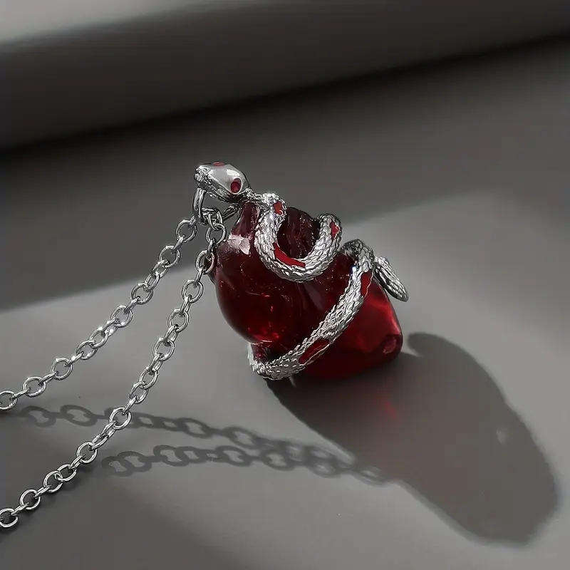 A Bold & Unique Gothic Dark Resin Heart-shaped Snake Pendant Necklace