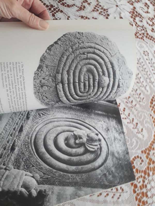 ANTIQUARIAN OCCULT BOOK - THE MYSTIC SPIRAL BY JILL PURCE - 1974 - PAPERBACK
