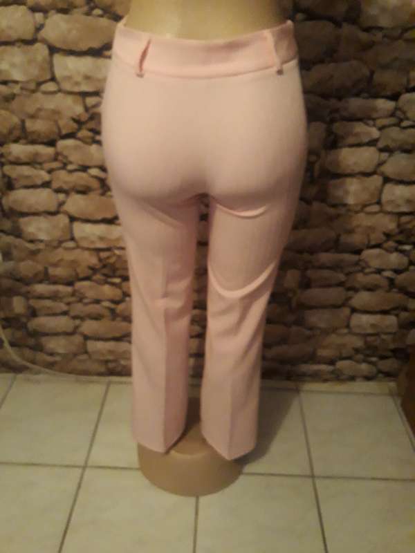 ATTRACTIVE CARNATION PINK STRETCH POLYESTER PANTS - SIZE 8/32/S
