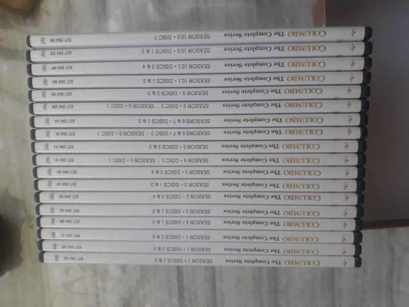 DVD BOX SET - COLUMBO THE COMPLETE SERIES IN AS NEW/MINT CONDITION