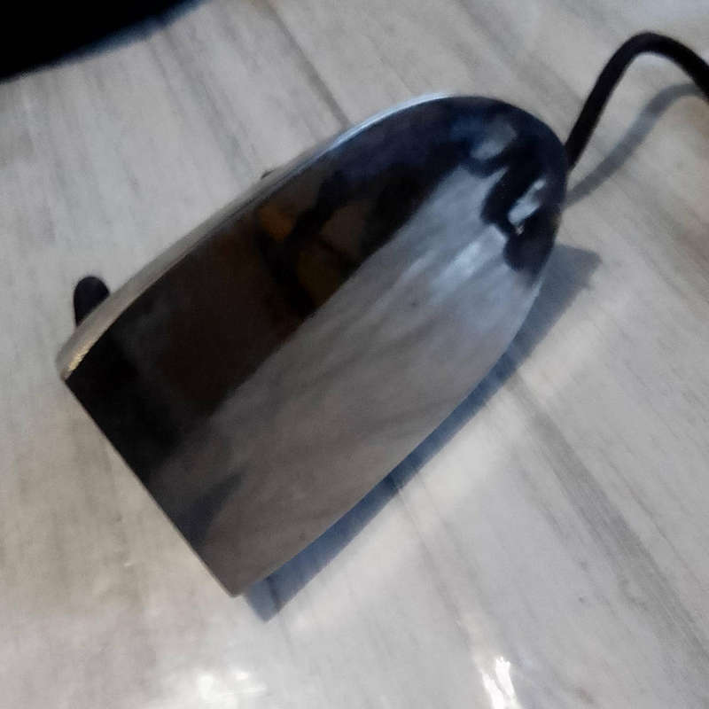 VINTAGE 1950'S CLEM RED TRAVELING IRON - BRITISH MADE - FOR THE COLLECTOR OF OLD APPLIANCES!!!!