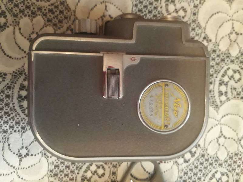 VINTAGE COLLECTABLE NIZO EXPOSOMAT 8T WITH HANDLE