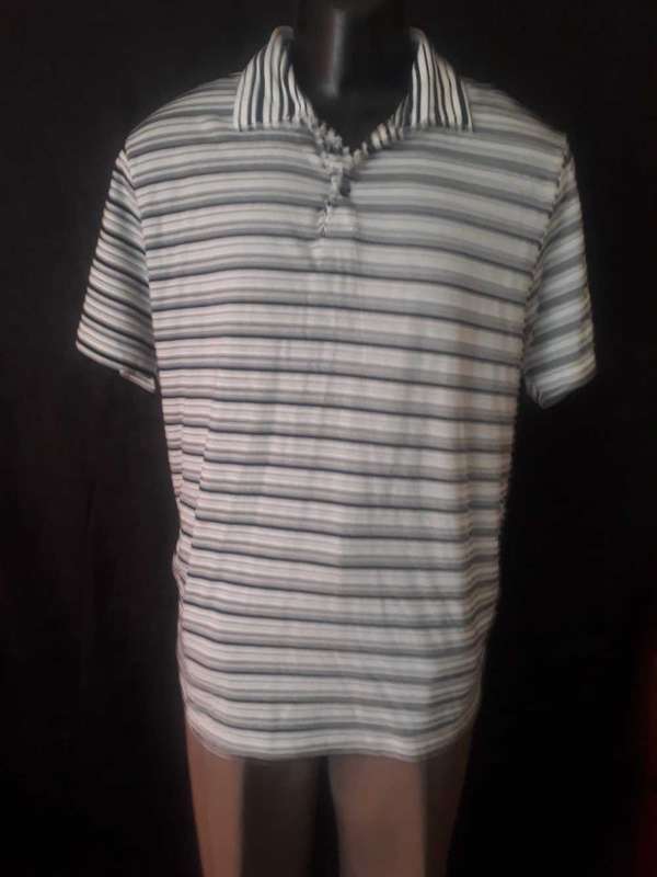 NO RULES MEN'S NAVY & WHITE STRIPED GOLF SHIRT - SIZE XL